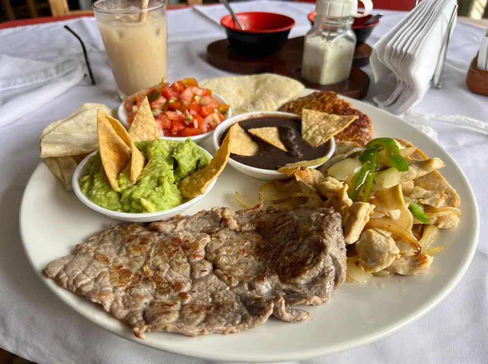 Plato Mixto